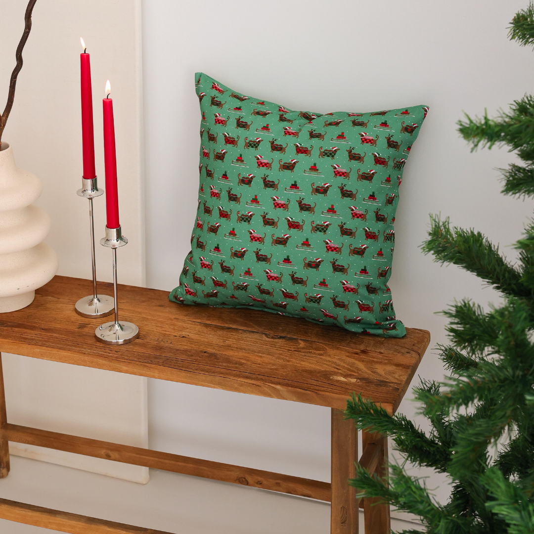 Christmas Dogs Premium Keten Kırlent Kılıfı