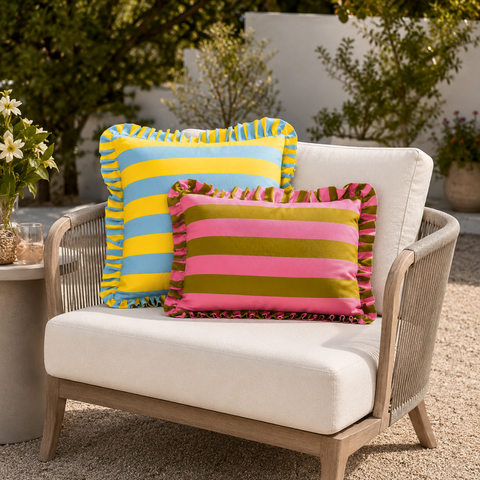 Sicily Stripe Fırfır Kenarlı Kırlent Kılıfı