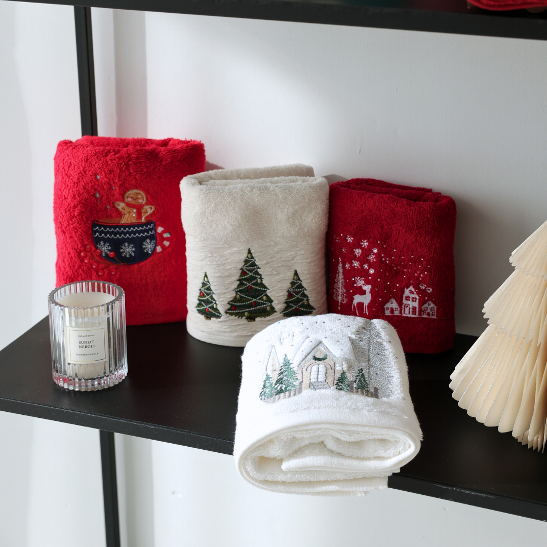 Chalet Nakışlı %100 Pamuk Yüz Havlusu 50x75 cm Beyaz