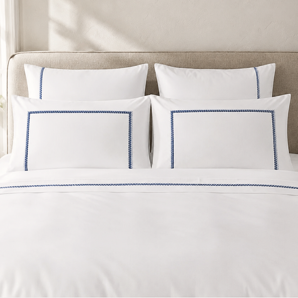Mare Pamuk Saten Nakışlı Çift Kişilik Nevresim Takımı 200x220 cm Lacivert