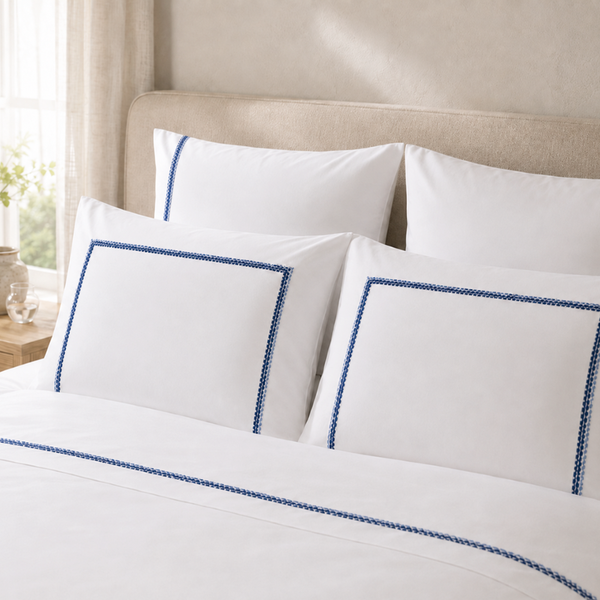 Mare Pamuk Saten Nakışlı Çift Kişilik Nevresim Takımı 200x220 cm Lacivert