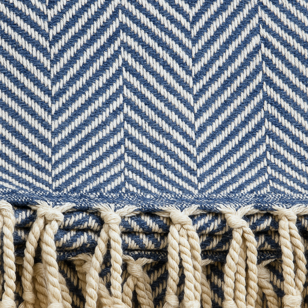 Herringblue Yün Throw Battaniye 150x200 cm Lacivert