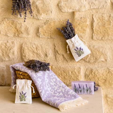 Lavanta Nakışlı Dokuma Kese 12x10 cm Beyaz
