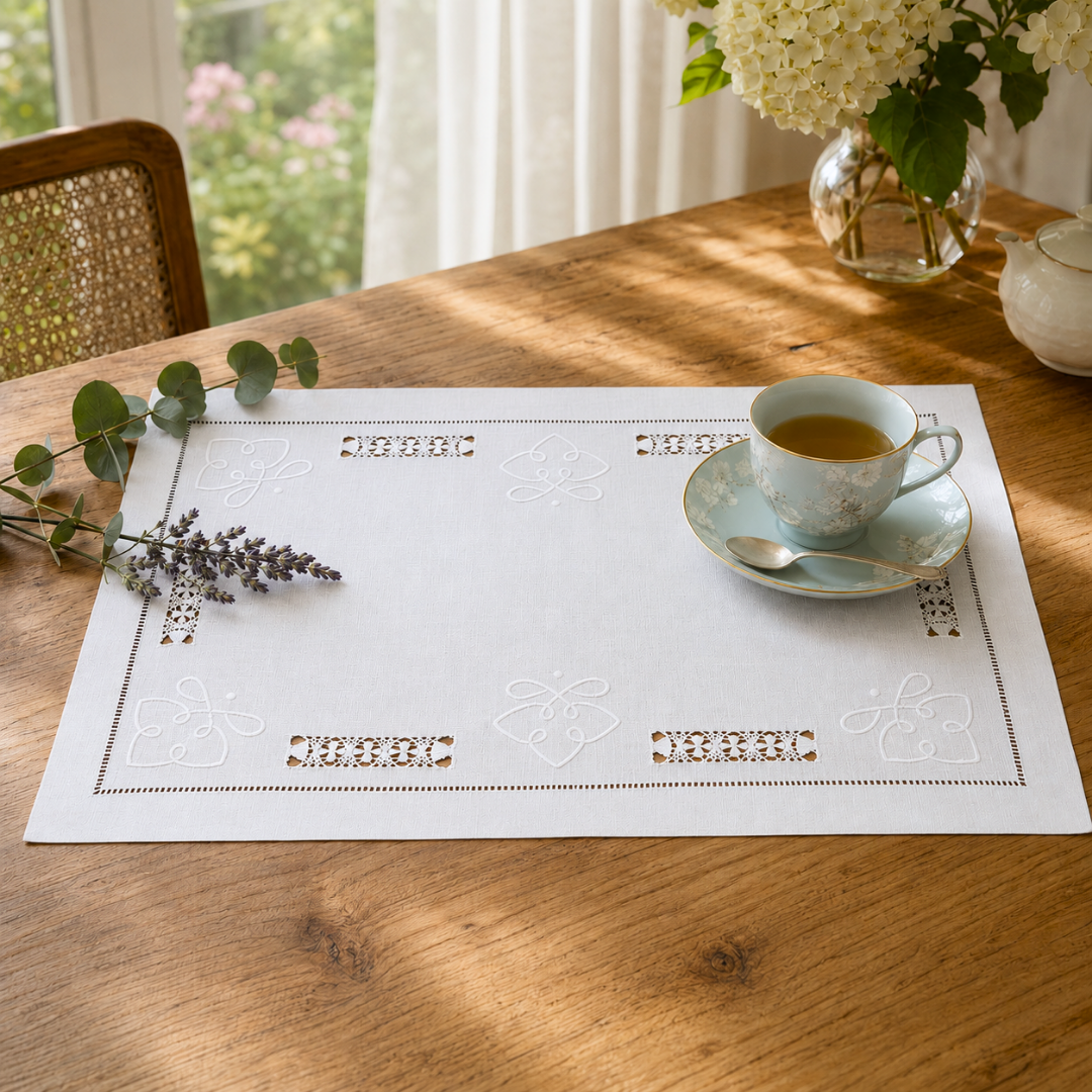 Delik İş Nakışlı Keten Amerikan Servisi 35x50 cm (2'li Set)