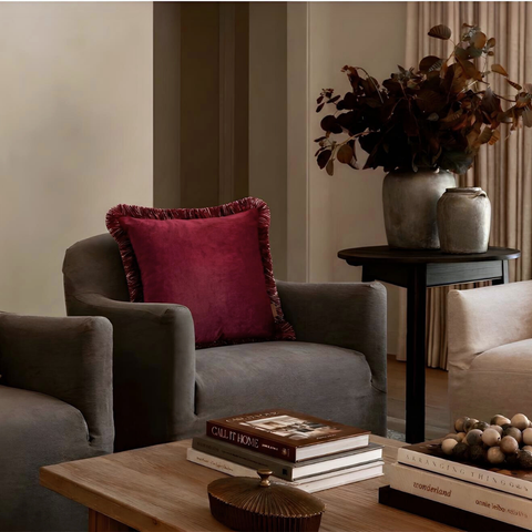 Burgundy Kenar Detaylı Kadife Kırlent 45x45 cm