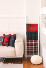 Görseli Galeri görüntüleyiciye yükleyin, Tartan Ekose Kırlent Kılıfı 45x45 cm Kırmızı
