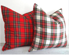 Görseli Galeri görüntüleyiciye yükleyin, Tartan Ekose Kırlent Kılıfı 45x45 cm Kırmızı
