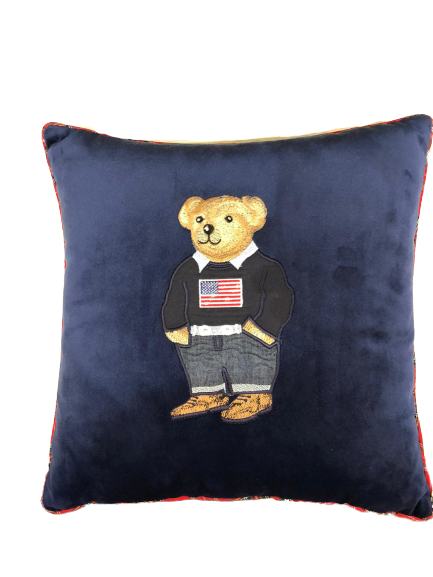 Velvet Teddy Bear Nakışlı Kırlent Lacivert